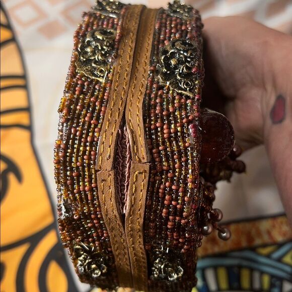 Mary Frances Intoxicating Beaded 3D Wine Bottle Heart Handbag - Picture 7 of 16